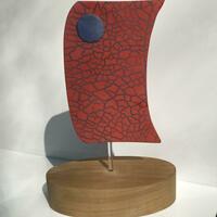 ´Red Sail’ / crackle-glass sculpture