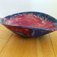 Red and blue drip bowl