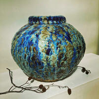 large moonjar, stoneware, blue glazes, blue glass