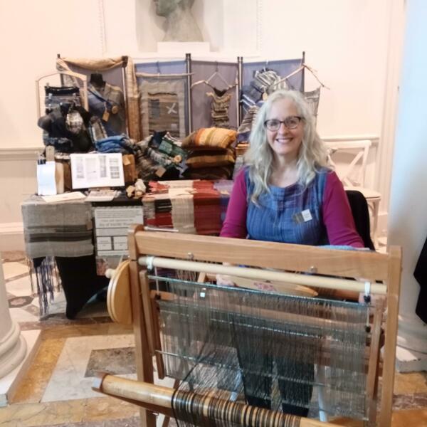 Amanda Edney SAORI weaving textile artist