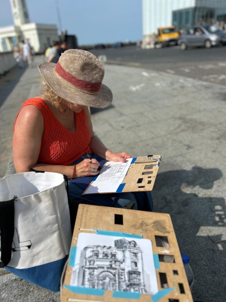 Siân is Plein air sketching in Margate