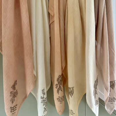 Shawls dyed with willow, hawthorn or ivy