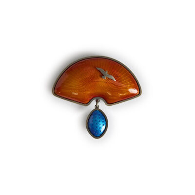 Brooch red blue fan