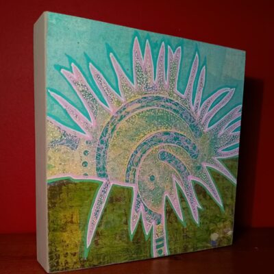 Daisy series, wooden block 14 x 14 cm