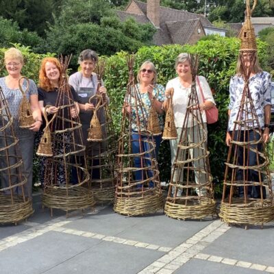 Willow wigwam and birdhouse workshop