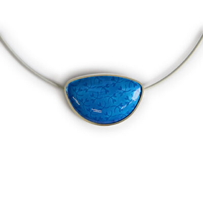 Pendant blue